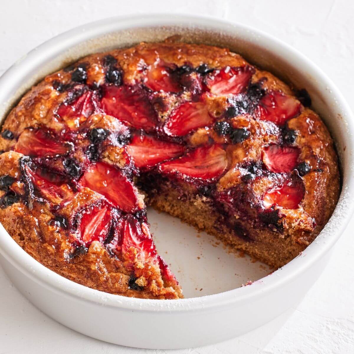 Summer Berry and Cinnamon Cake