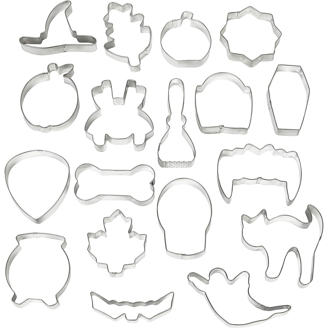 Wilton Halloween Metal Cookie Cutter Set 18pc