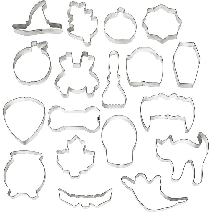 Wilton Halloween Metal Cookie Cutter Set 18pc