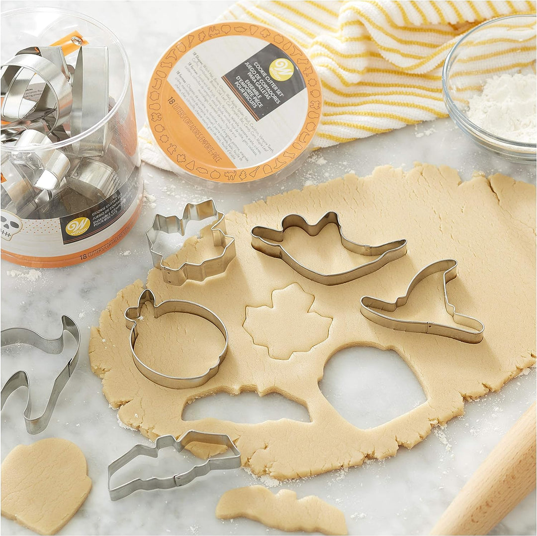 Wilton Halloween Metal Cookie Cutter Set 18pc