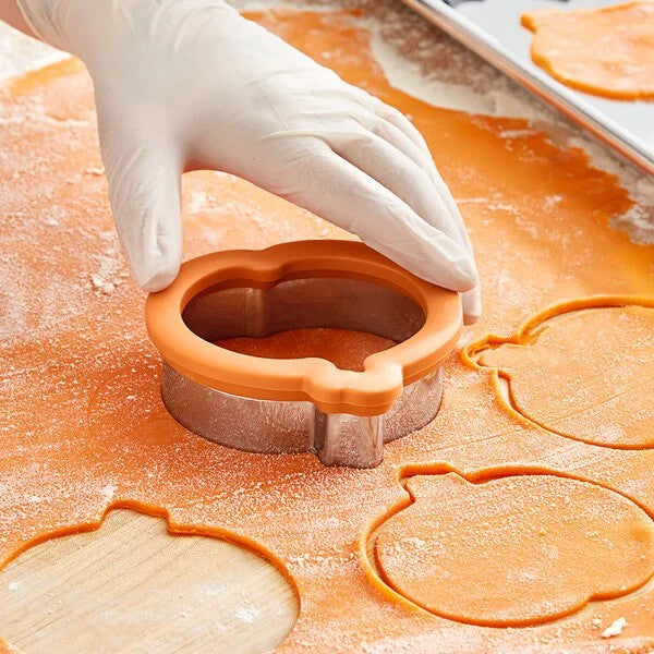 Wilton Comfort Grip Cookie Cutter- Pumpkin