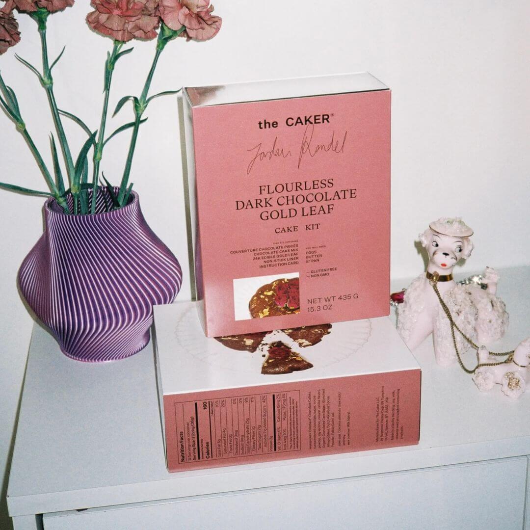 The Caker Dark Chocolate with Gold Leaf Cake Kit