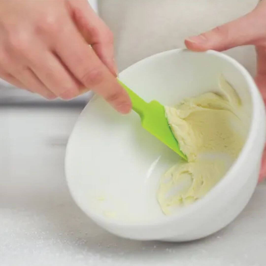Zeal Silicone Mini Spatula 15cm