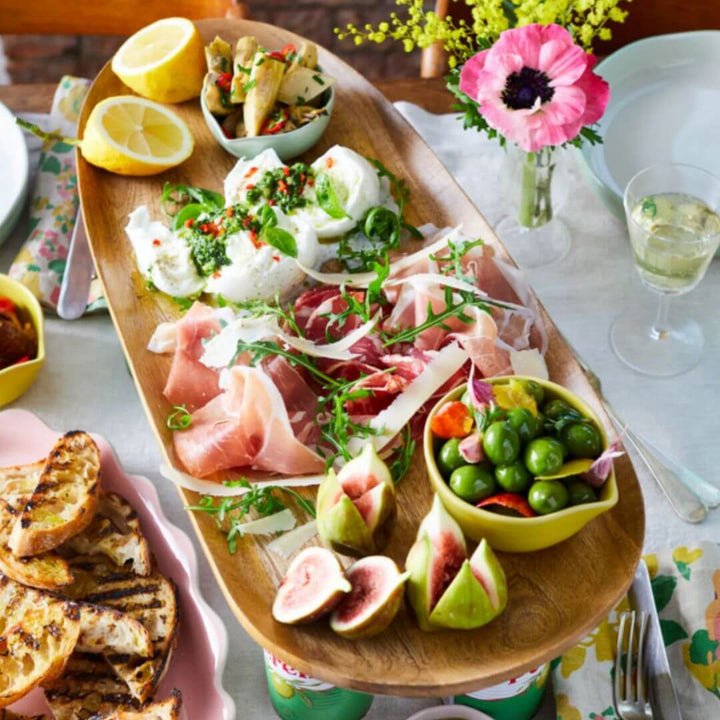 Jamie Oliver Big Love Mango Wood Board 57cm