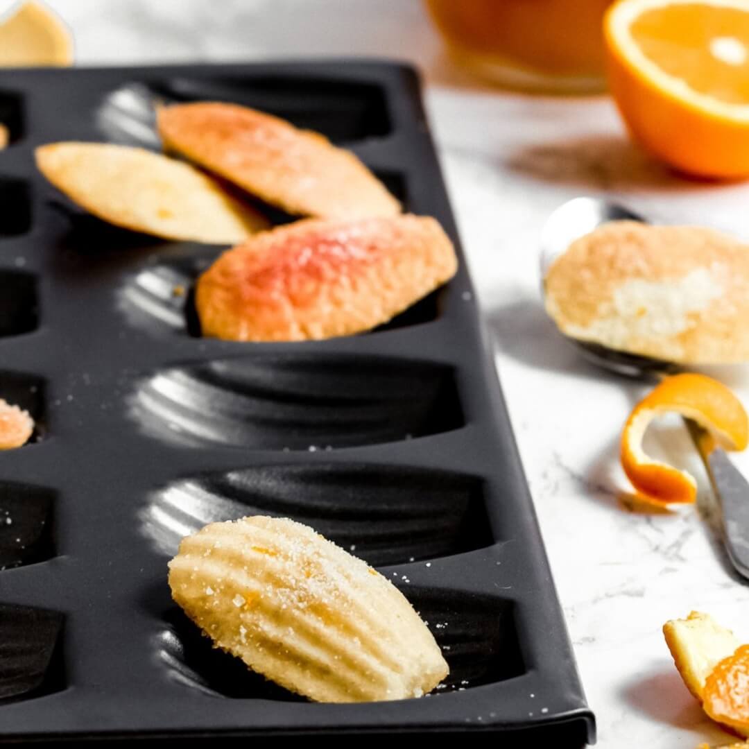 MasterCraft Non-Stick 12pce Madeleine Pan 40x20cm