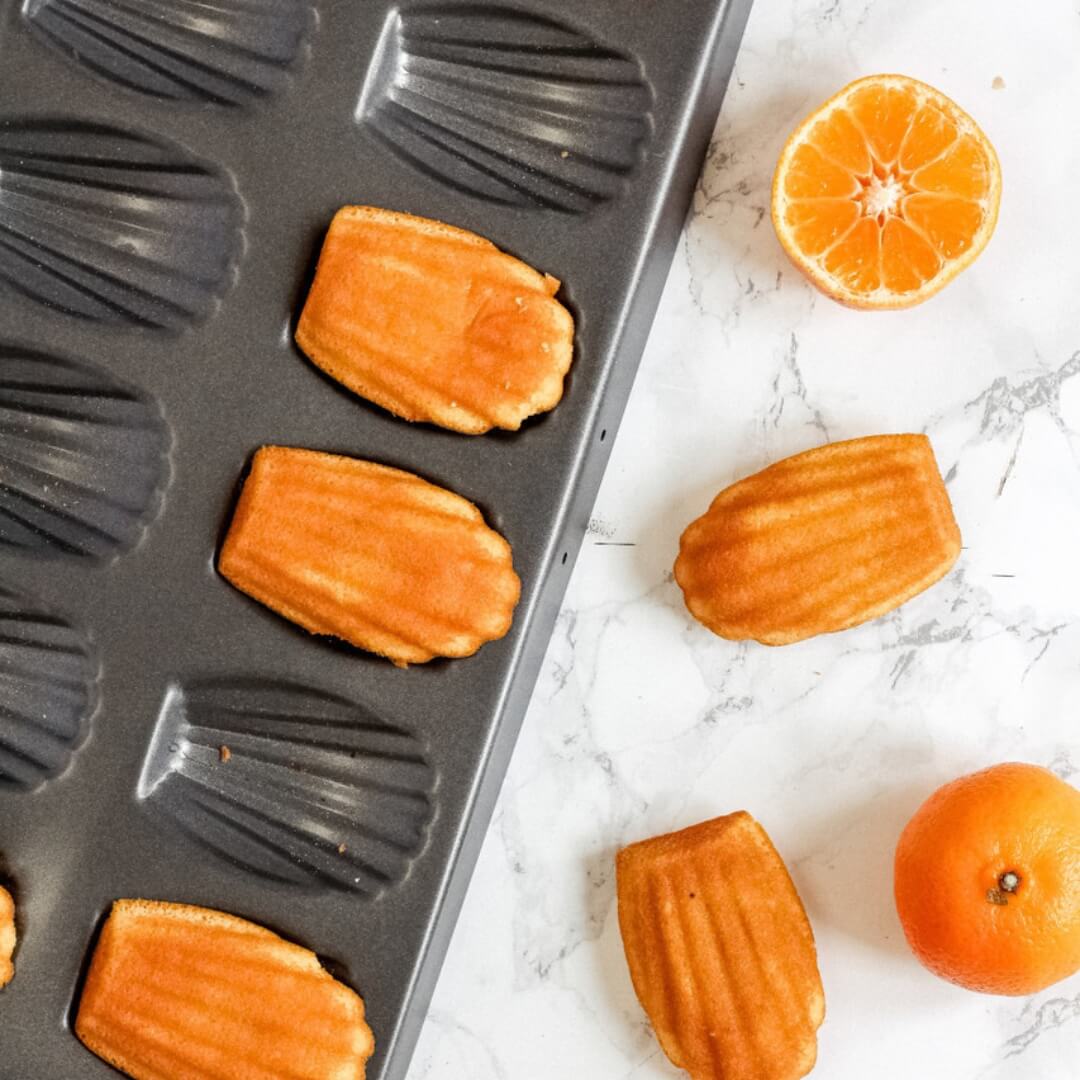 MasterCraft Non-Stick 12pce Madeleine Pan 40x20cm