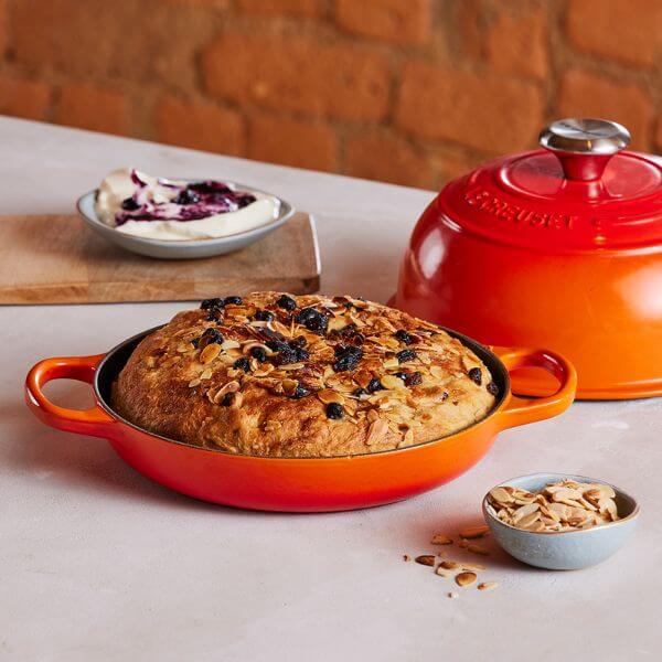Le Creuset Cast-Iron Bread Oven 24cm