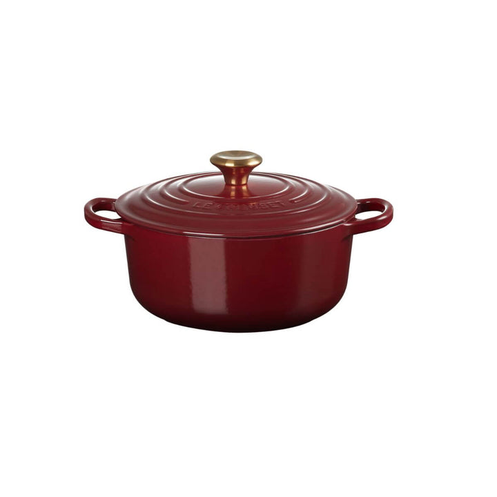 Le Creuset Signature Round Casserole Garnet