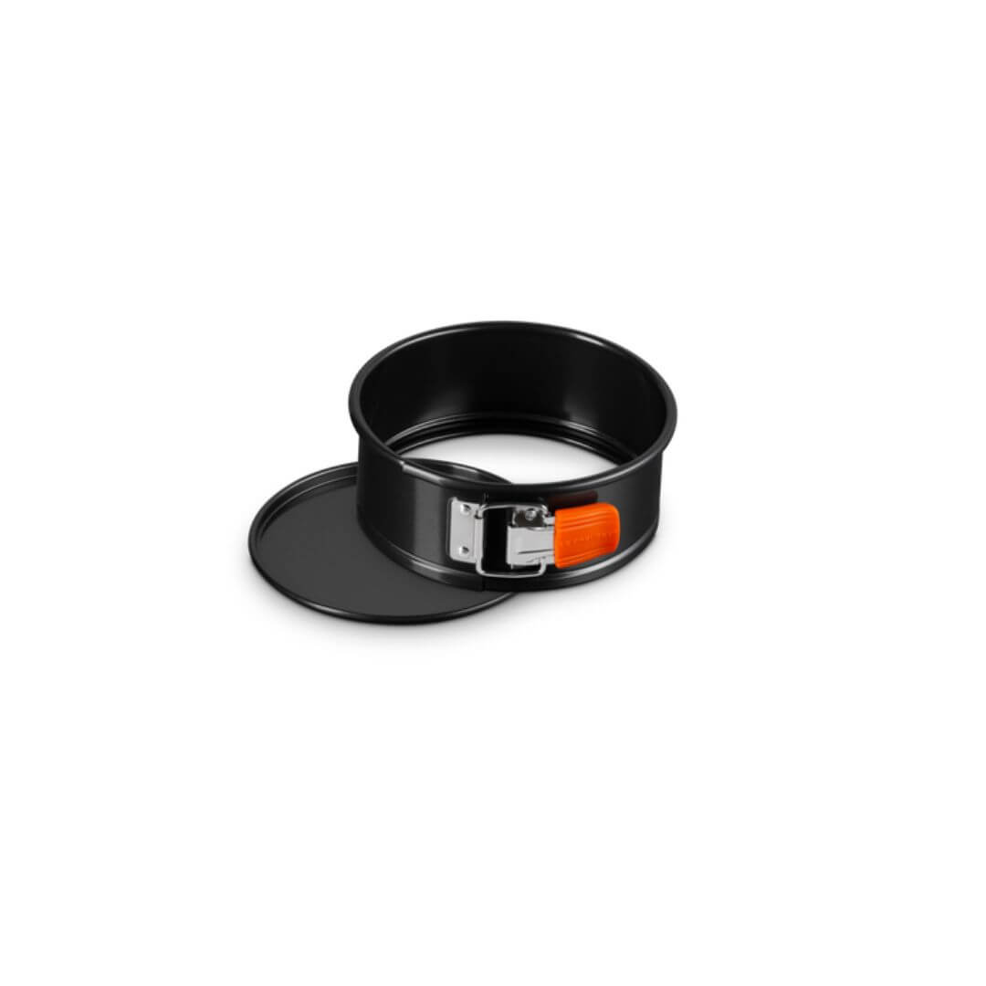 Le Creuset Toughened Non Stick Springform Cake Tin 16cm Milly s Kitchen