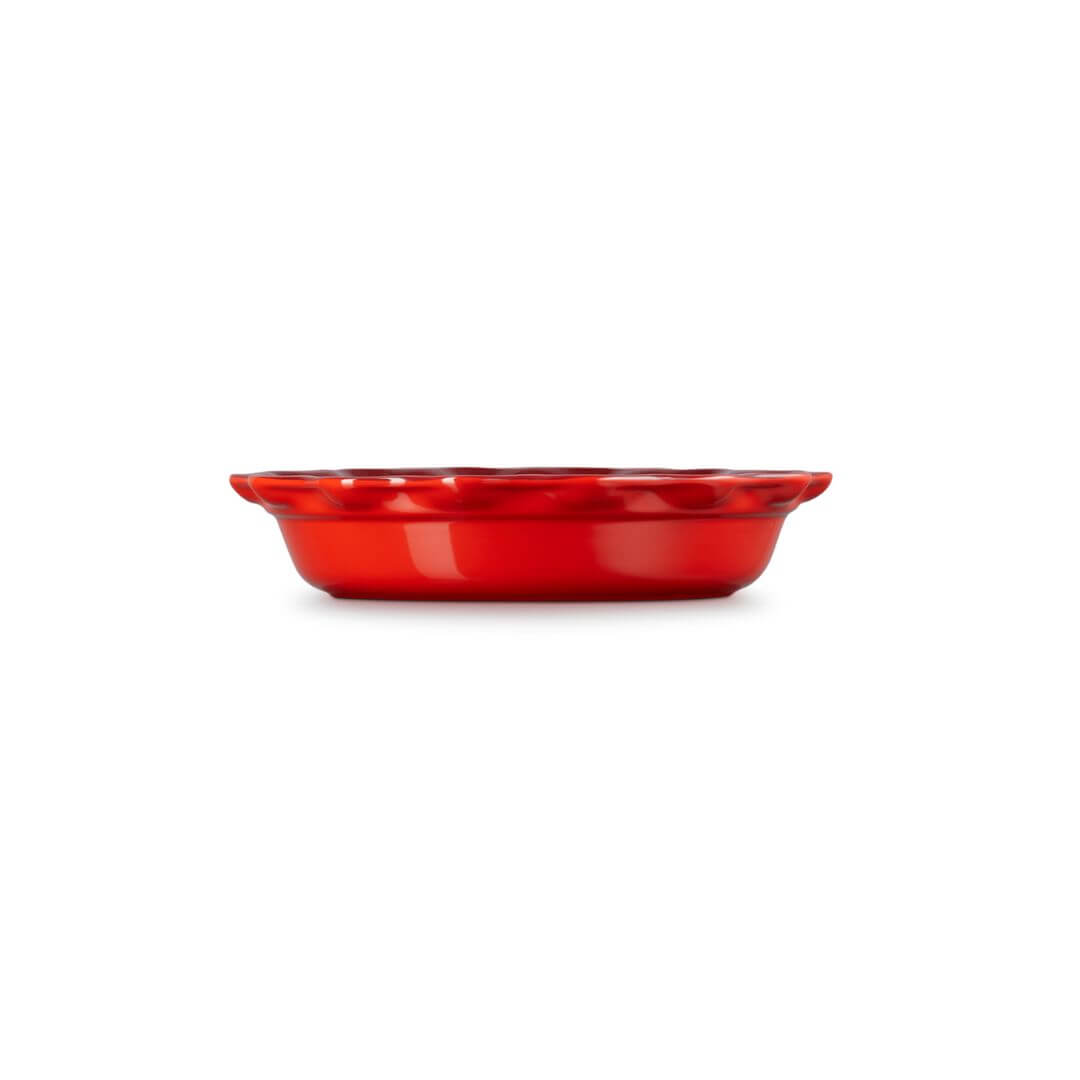 Le Creuset Round Fluted Pie Dish 23cm