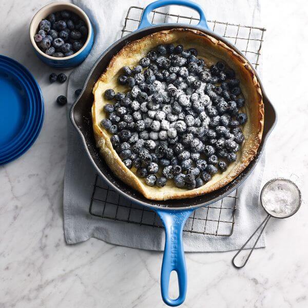 Le Creuset Signature 26cm Cast Iron Skillet