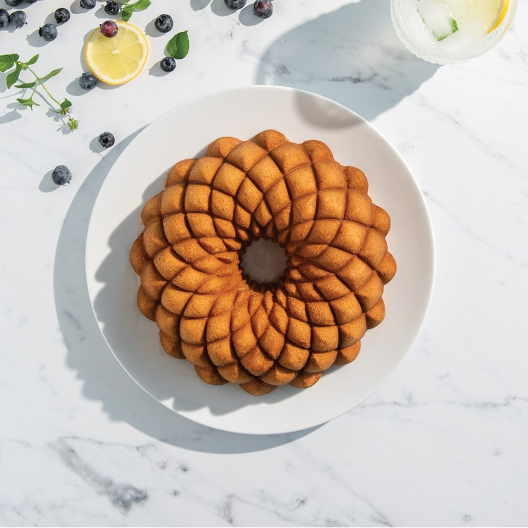 NordicWare Kaleidoscope Gold Bundt Pan