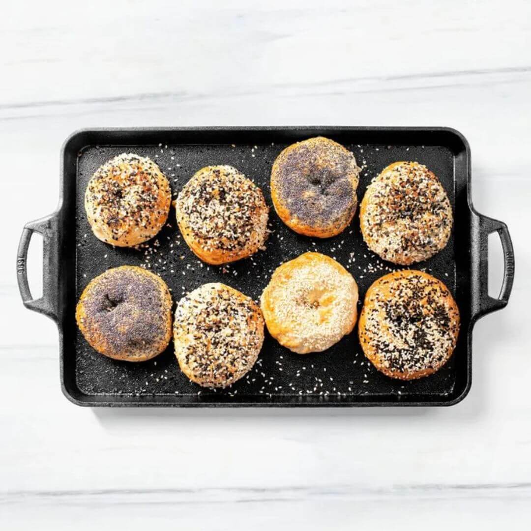 Lodge Cast Iron Baking Tray 39x27cm