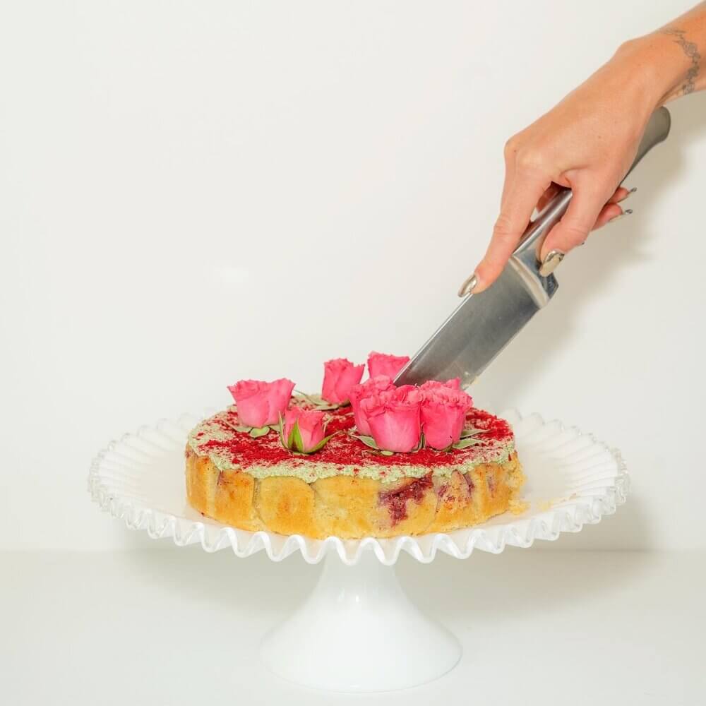 The Caker Coconut Raspberry Lime Leaf Cake Kit