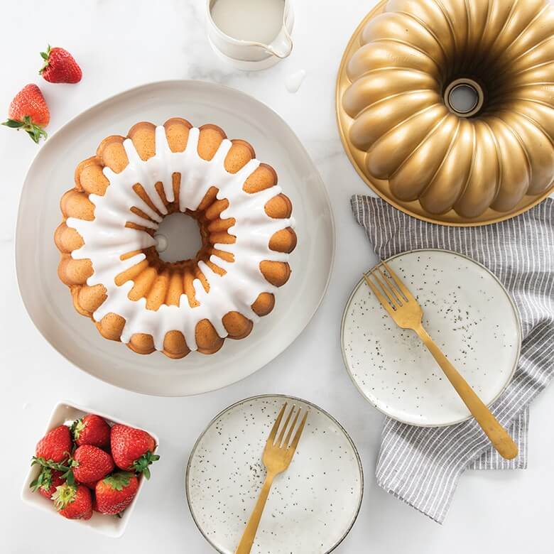 NordicWare Elegant Party Gold Bundt Pan