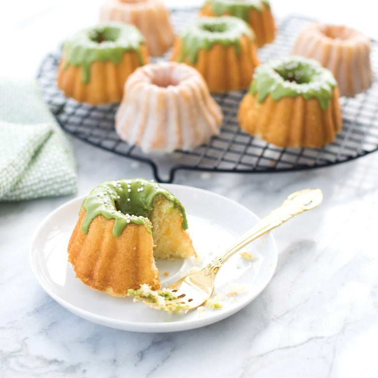 NordicWare Silver Anniversary Bundtlette Pan