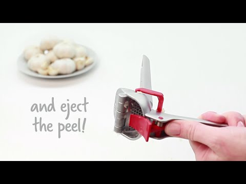 Dreamfarm Garject Garlic Press