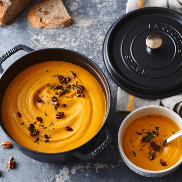 Staub Round Cocotte Matte Black