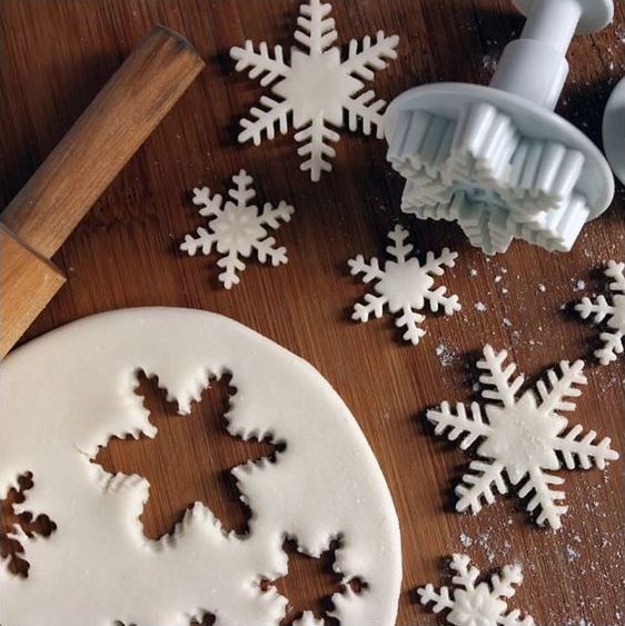 PME Snowflake Plunger Cutter Set