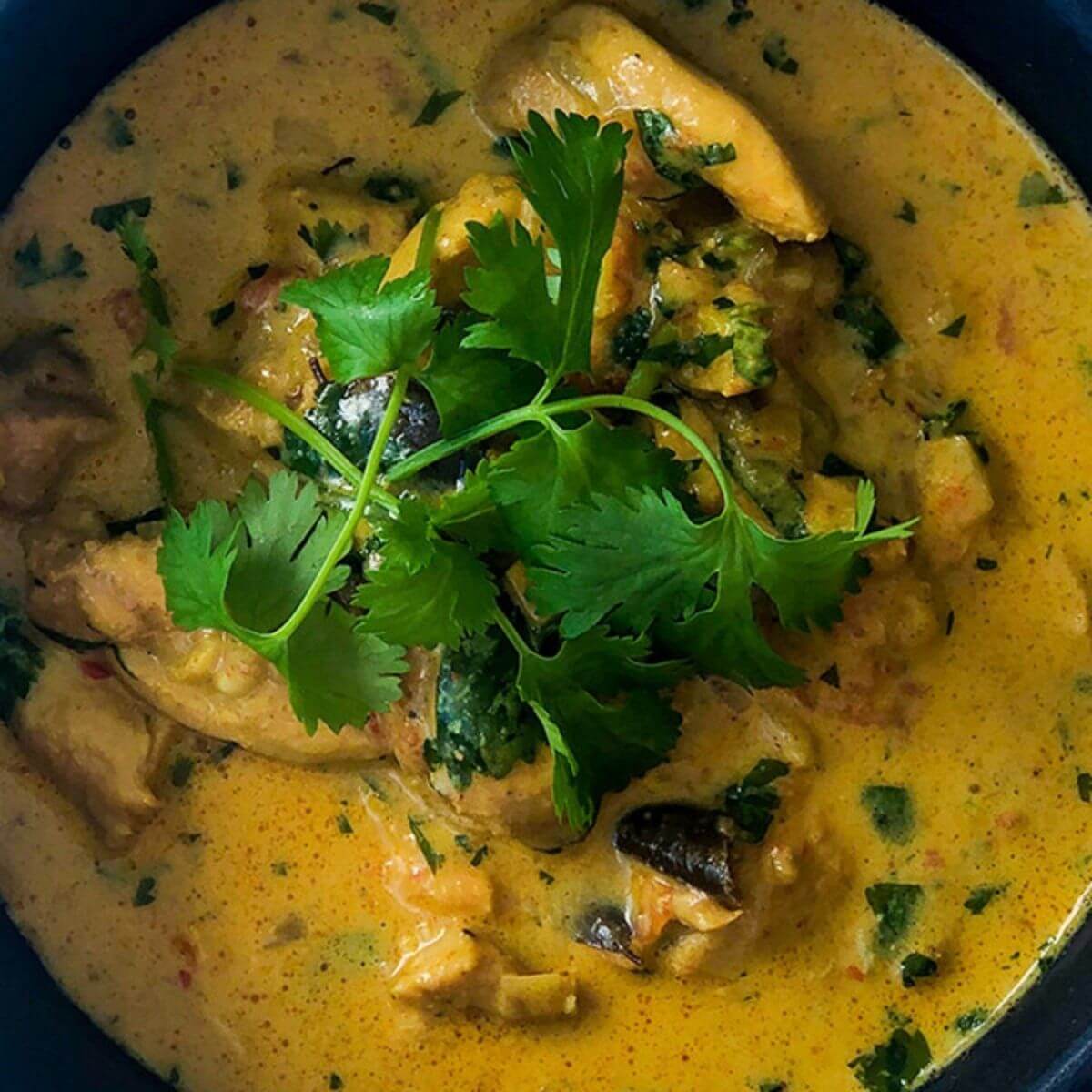 Sri Lankan Chicken Curry