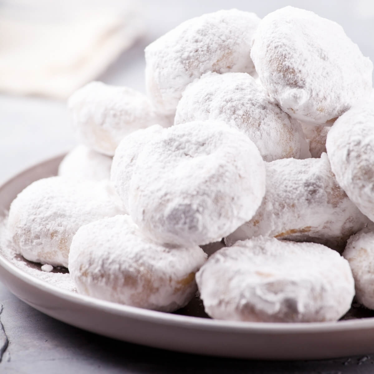 Lex's Kourambiethes (Greek Almond Cookies)