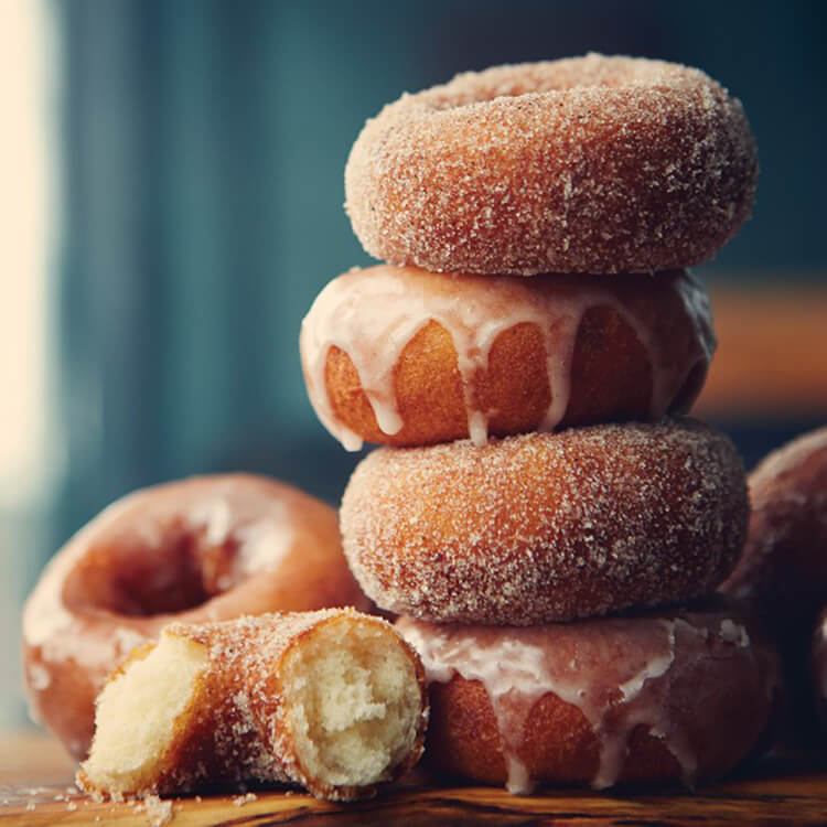 Vanilla Chai Baked Donuts