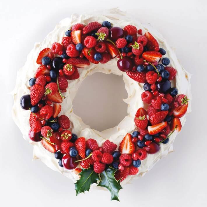 Christmas Pavlova Wreath