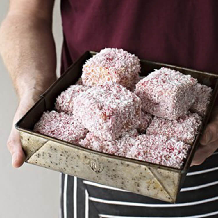 Raspberry Lamingtons