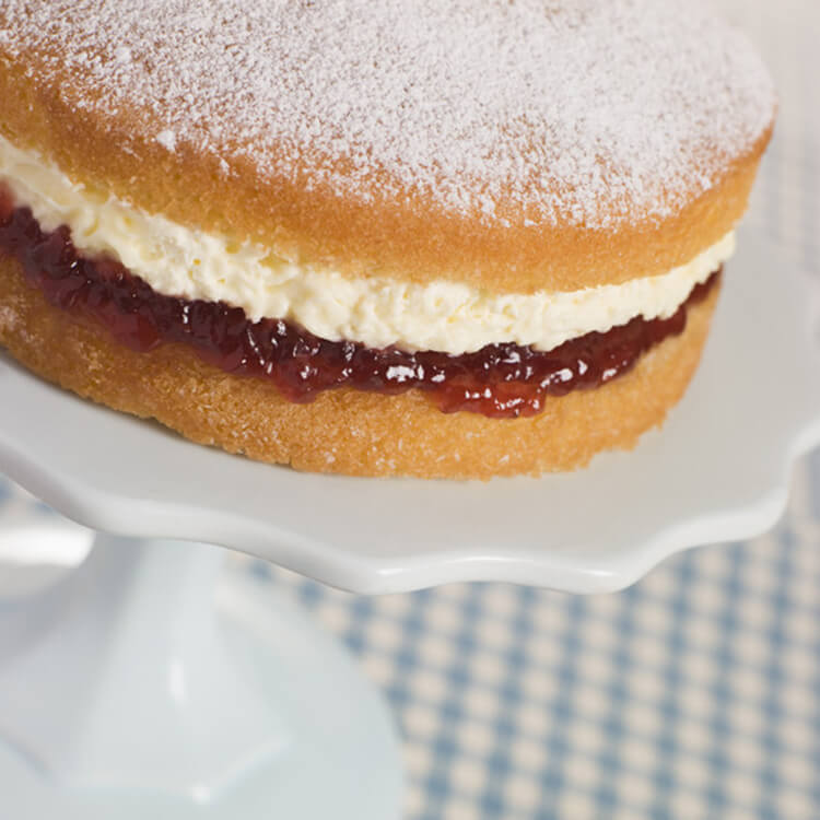 Milly's Never-Fail Sponge Cake