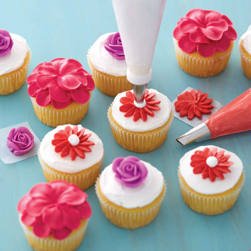Wilton 12pc Cupcake Decorating Set