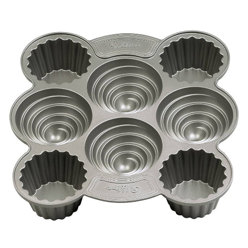 Wilton Dimensions 8 Cavity Cupcake Pan