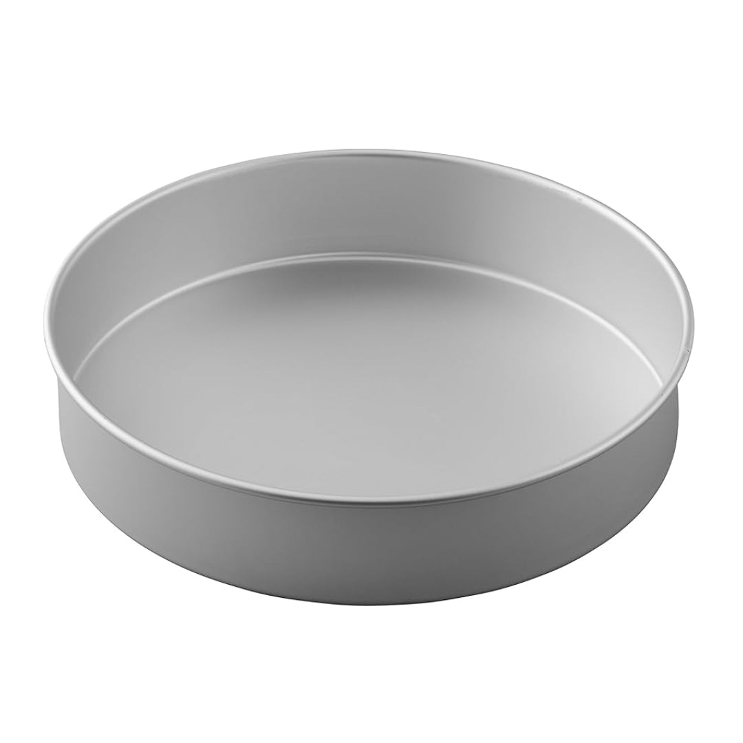 Wilton Decorator Preferred Round Cake Pans