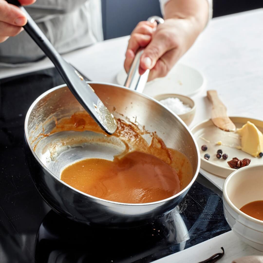 Demeyere Apollo 7-Ply Conical Sauté Pan