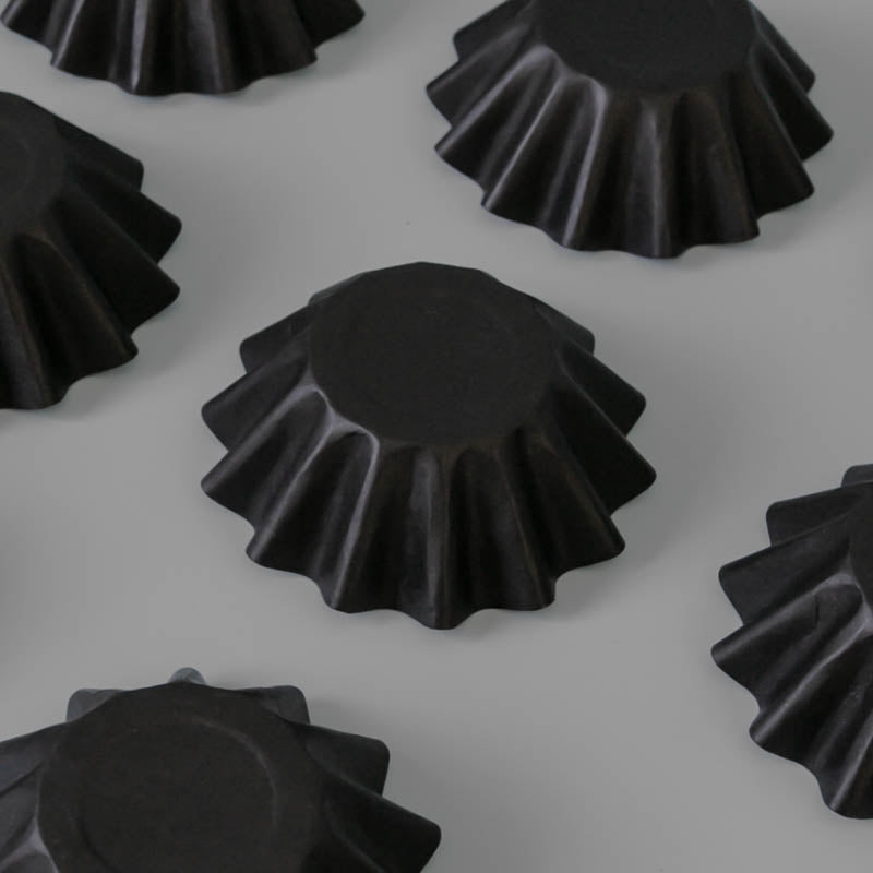 Papyrus Black Bloom Baking Cups 24pk