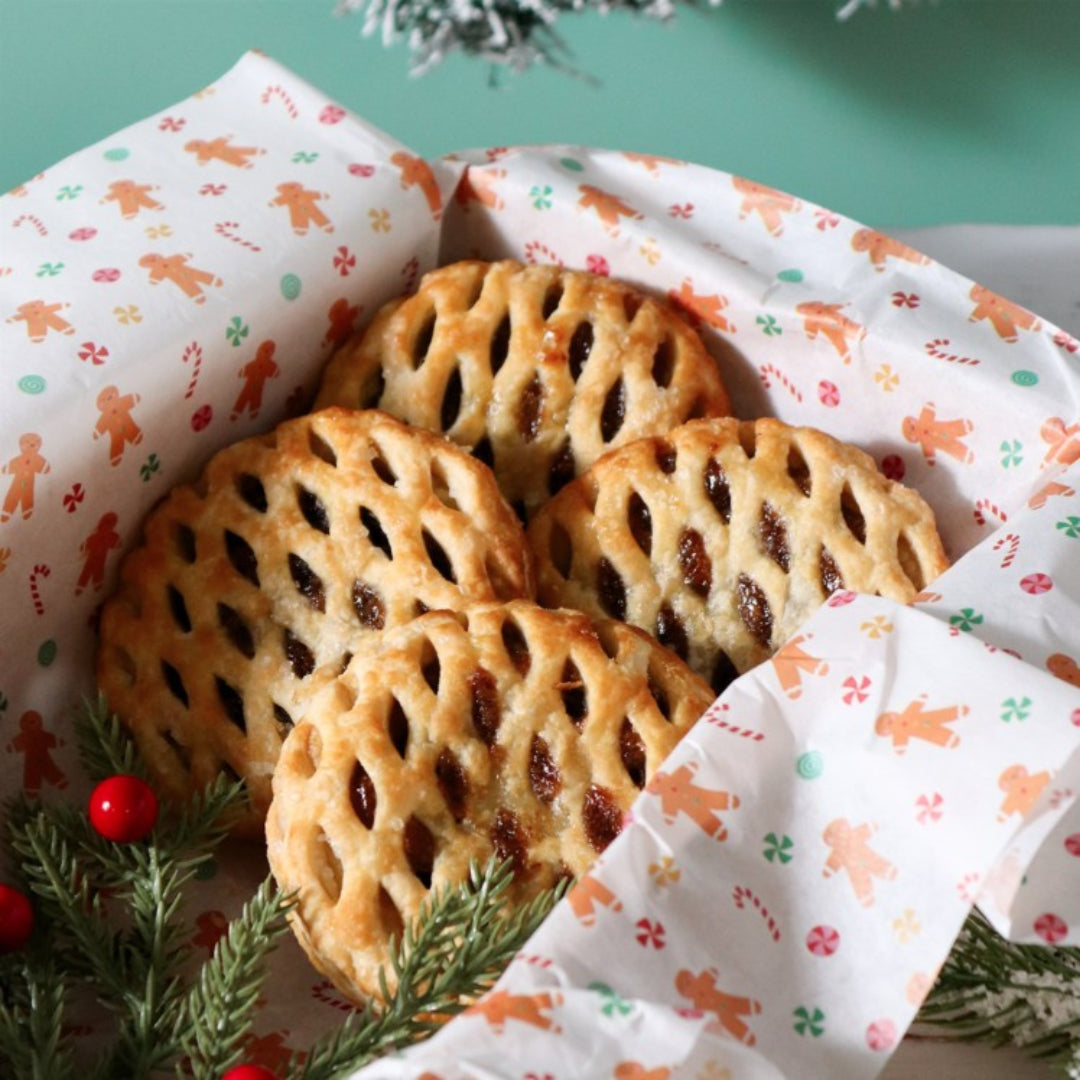 PME Gingerbread Parchment Paper (12 sheets)