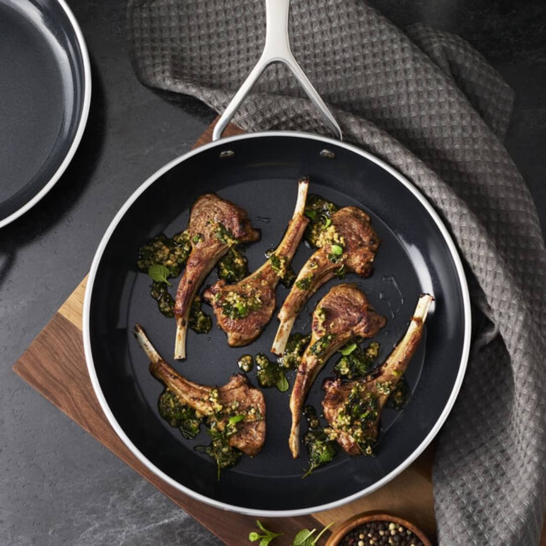 Demeyere Alu Pro 5 Ceraforce Serving pan with Lid