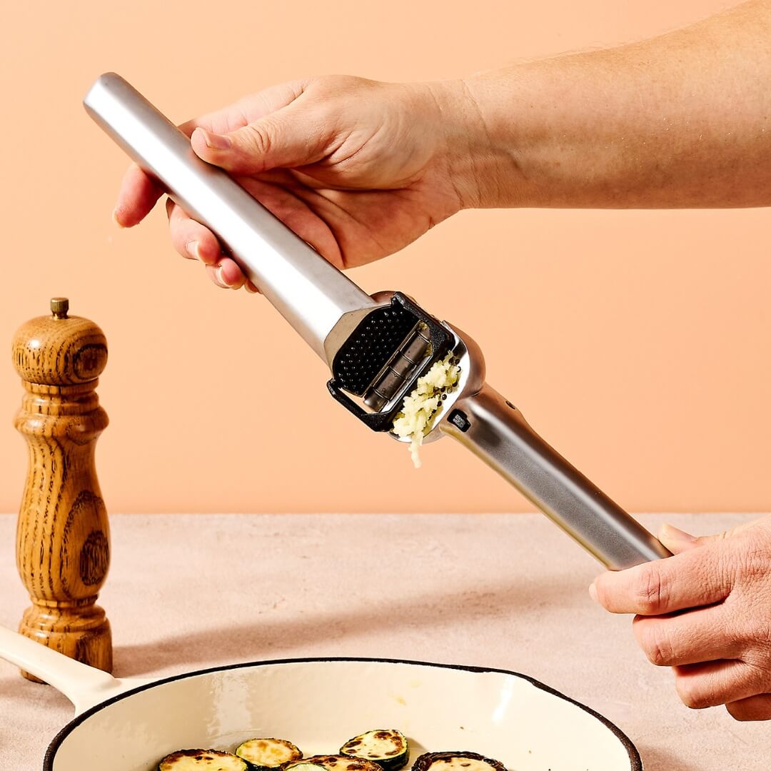 Dreamfarm Garject: Garlic Press