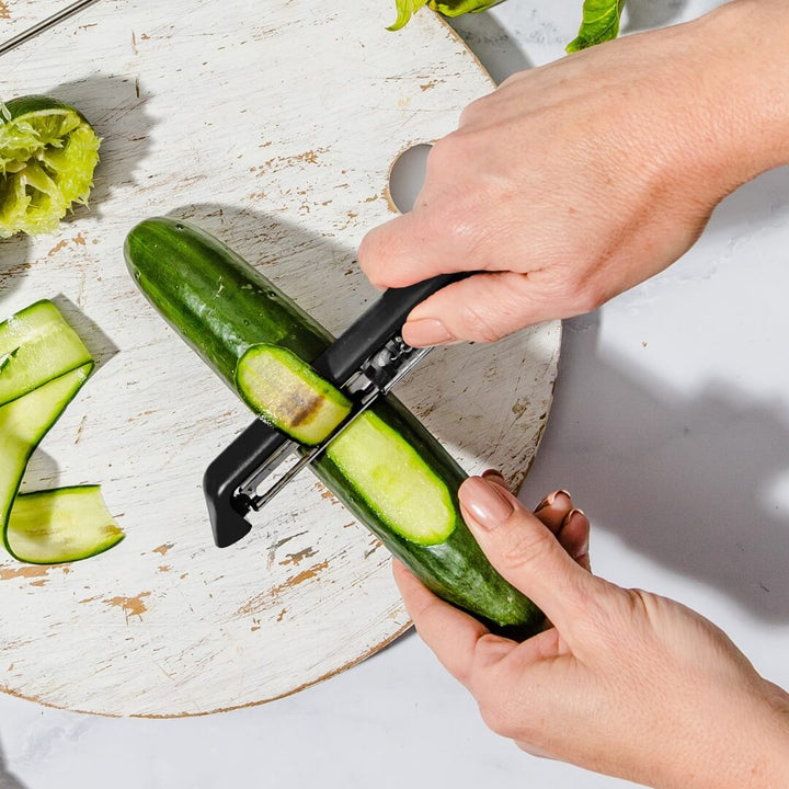 Dreamfarm Sharple: Self-Sharpening Peeler