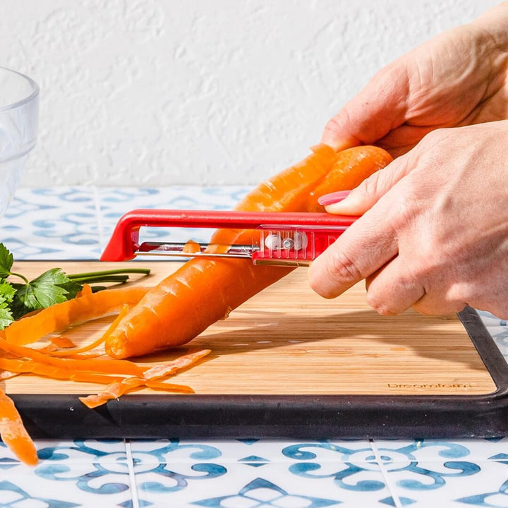 Dreamfarm Sharple: Self-Sharpening Peeler