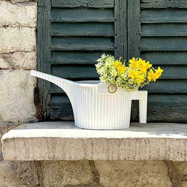 Hachiman Garden Beetle Watering Can 1.5L