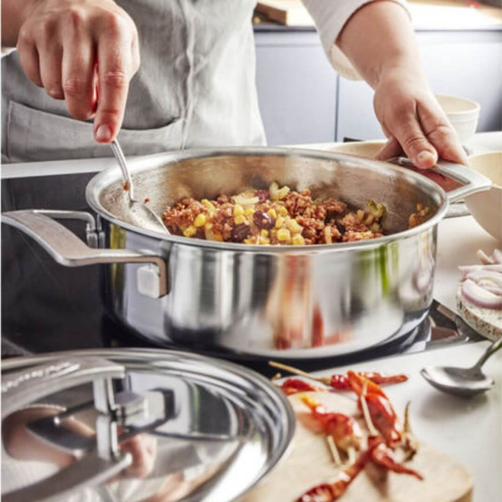 Demeyere Industry 5 Low Casserole with Lid