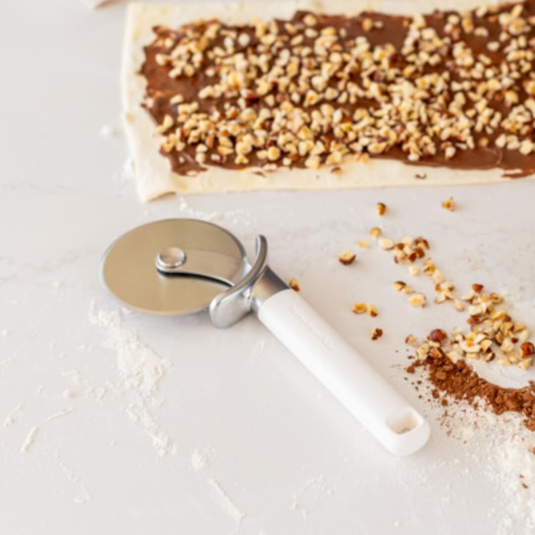 KitchenAid Pizza Wheel Porcelain White