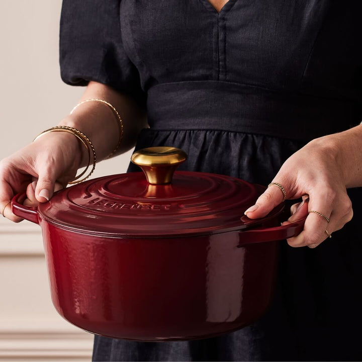 Le Creuset Signature Round Casserole Garnet