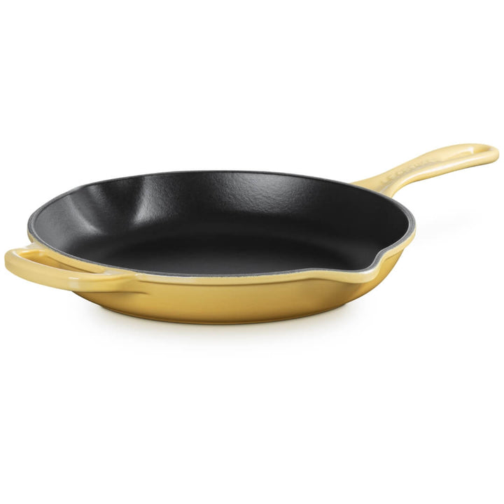 Le Creuset Signature 26cm Cast Iron Skillet