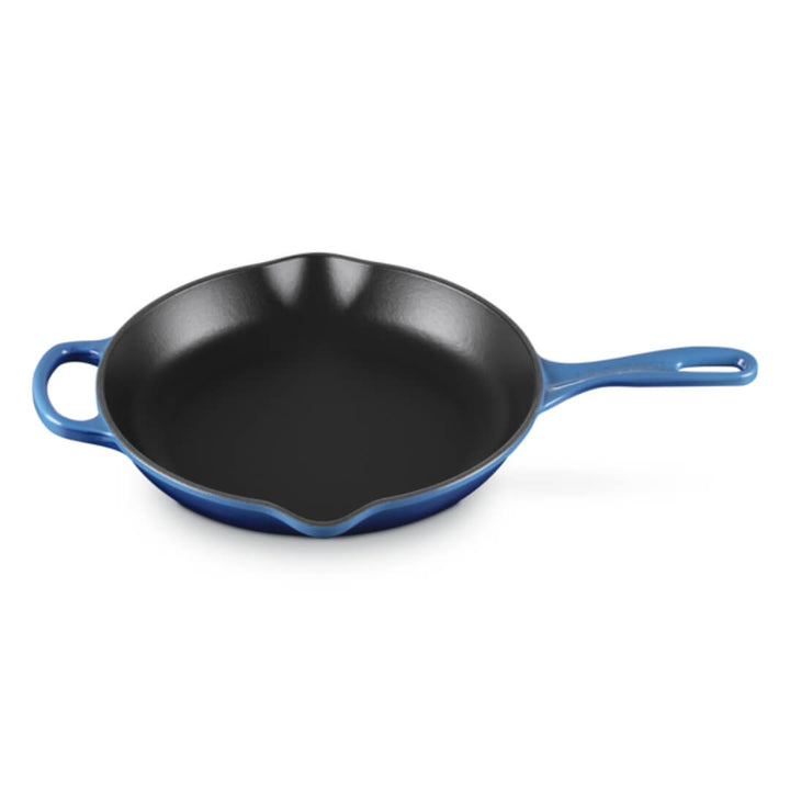 Le Creuset Signature 26cm Cast Iron Skillet