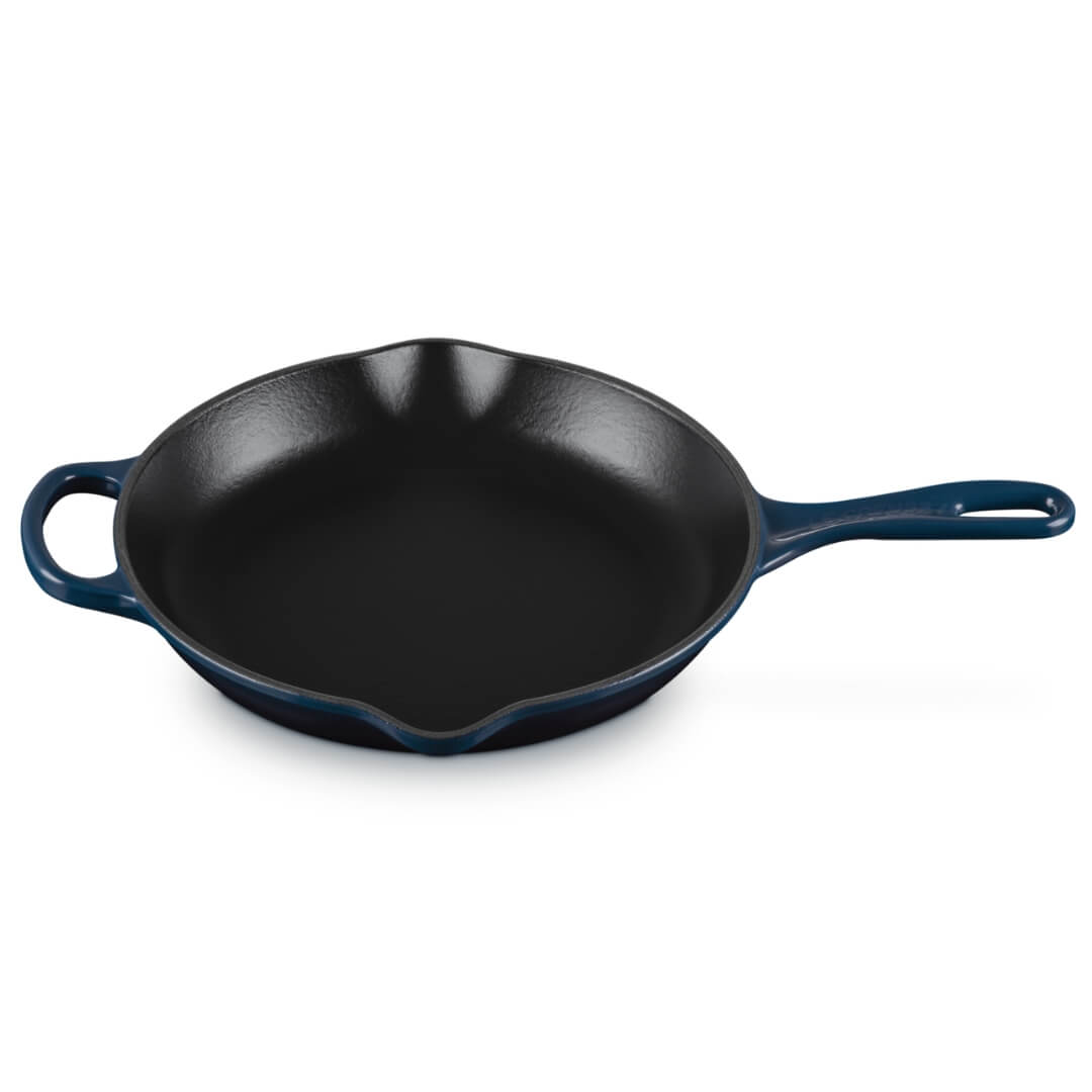 Le Creuset Signature 30cm Cast Iron Skillet