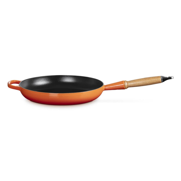 Le Creuset Signature Cast Iron 28cm Frypan with wooden handle