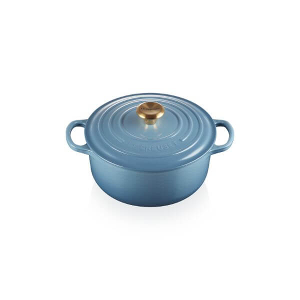 Le Creuset Signature Round Casserole Chambray