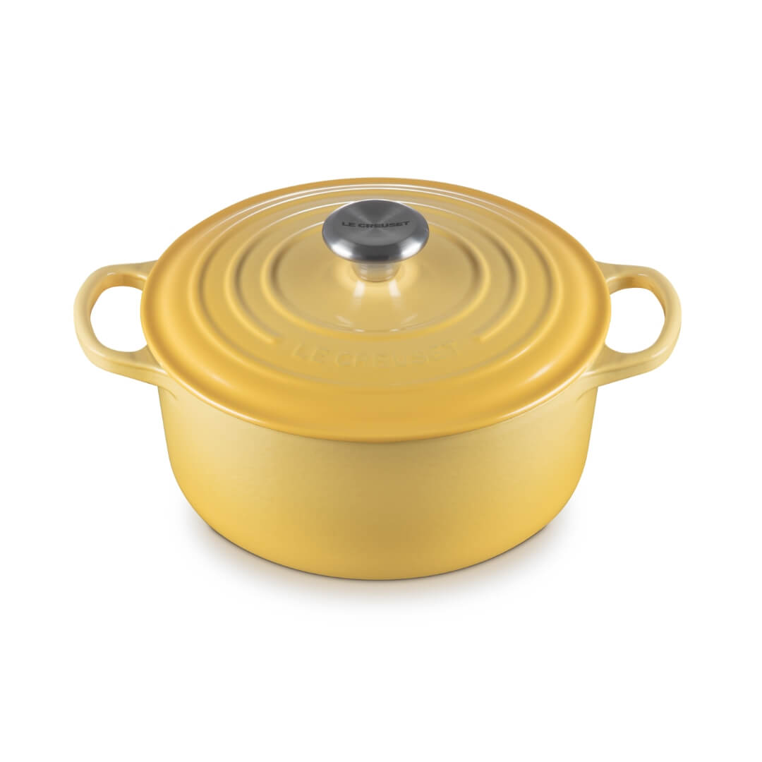 Le Creuset Signature Round Casserole Camomille