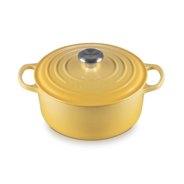 Le Creuset Signature Round Casserole Camomille